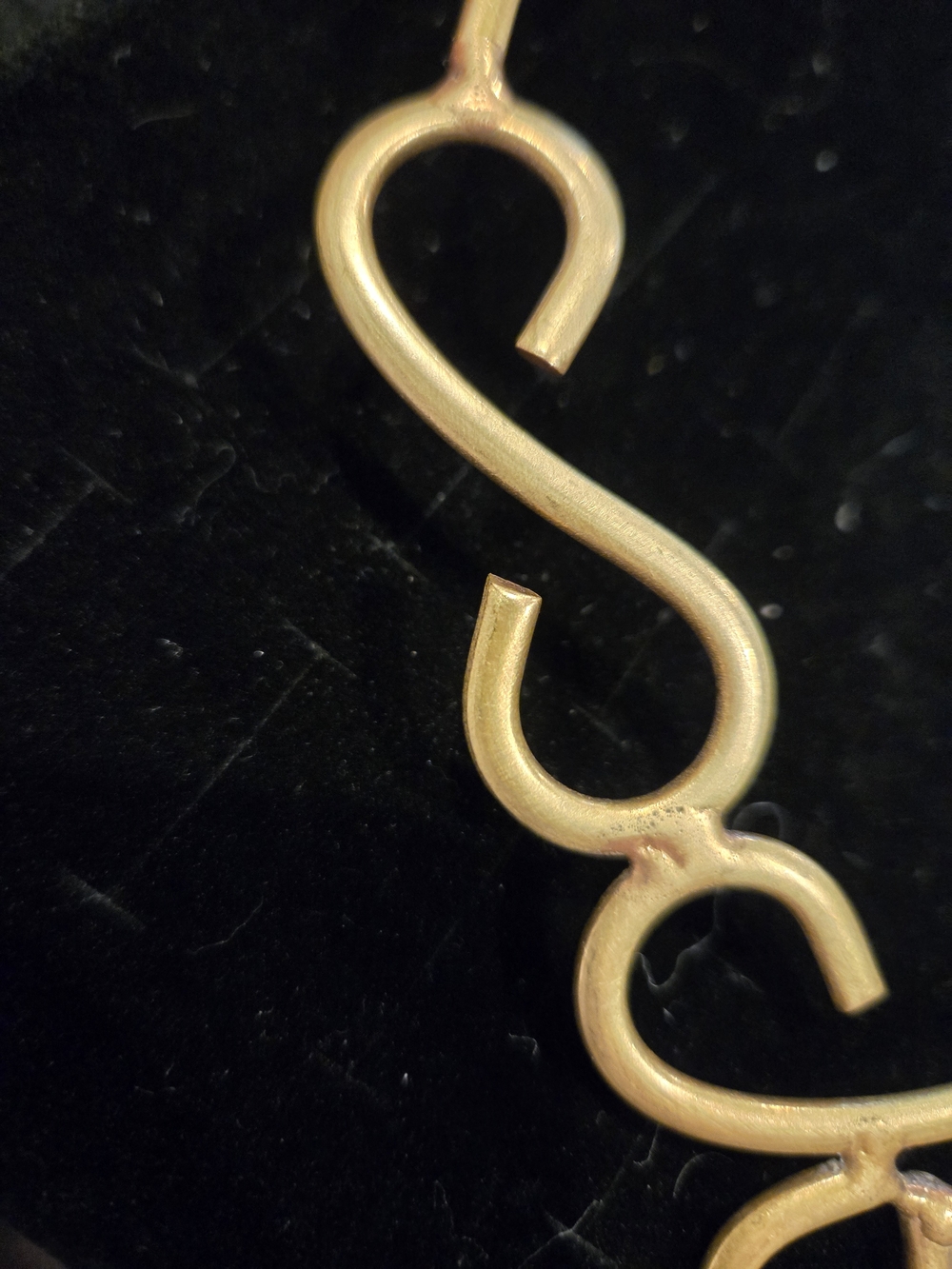Gold Tone Sculptural Collar Necklace - Vintage Artisan Piece - Picture 3 of 10